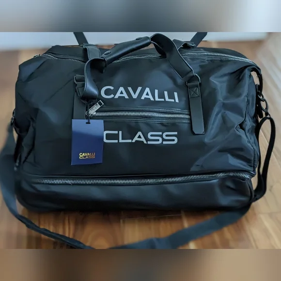 Roberto Cavalli Class Rolling Duffel - Separate shoe area Studded Bottom Nwt ❤️ - Picture 6 of 11